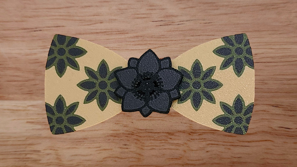 Lotus Flat Base with Flower Wallpaper Back