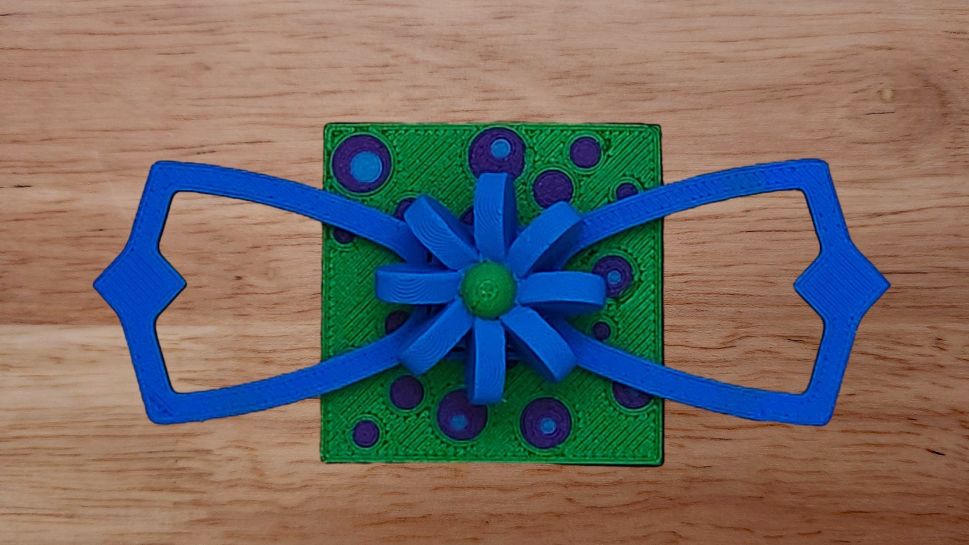Simple 3D Flower Base with Bubbles Brim and Diamond Tip Brim