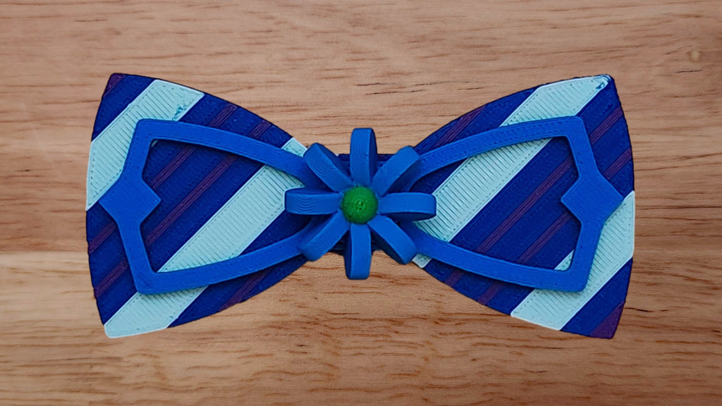 Simple 3D Flower Base with Diamond Tip Brim and Wrapping Paper Back