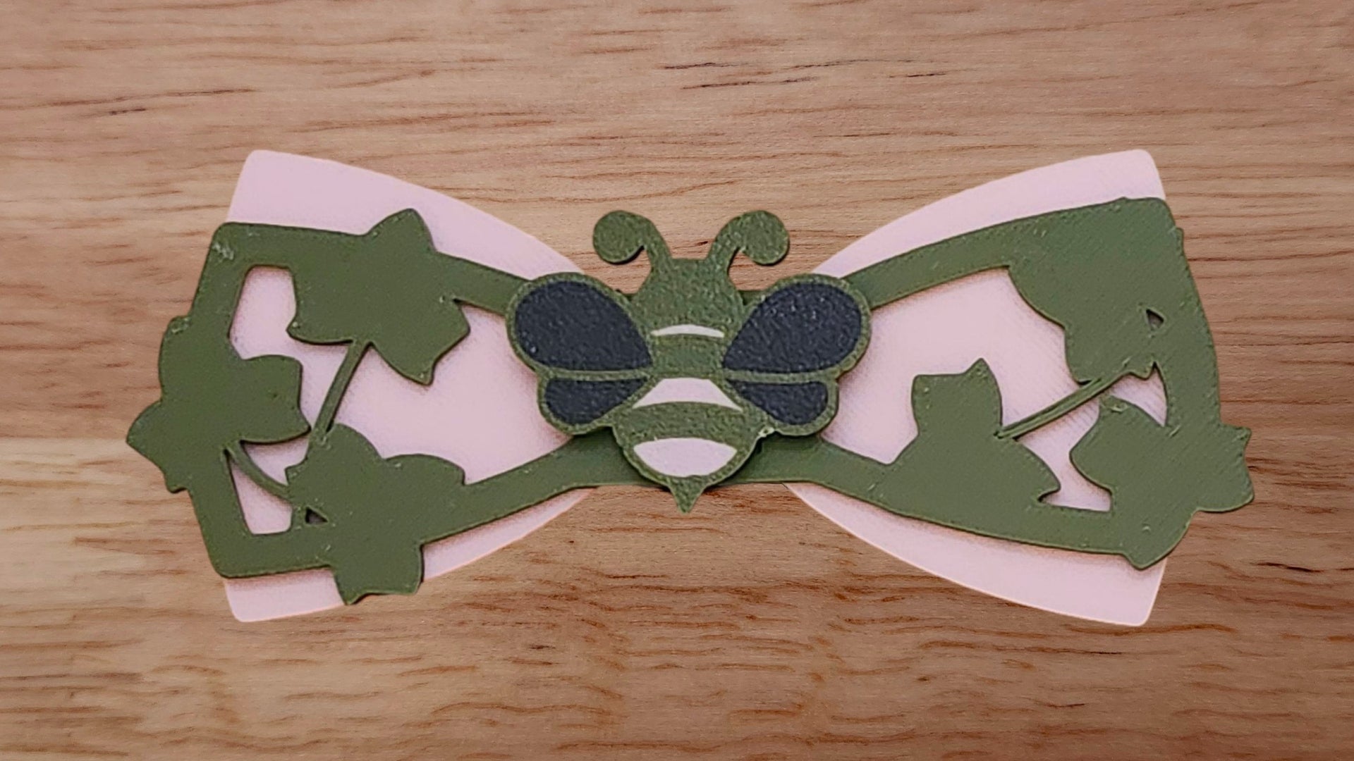 Bee Base with Ivy Brim (Flip side) and Solid Back