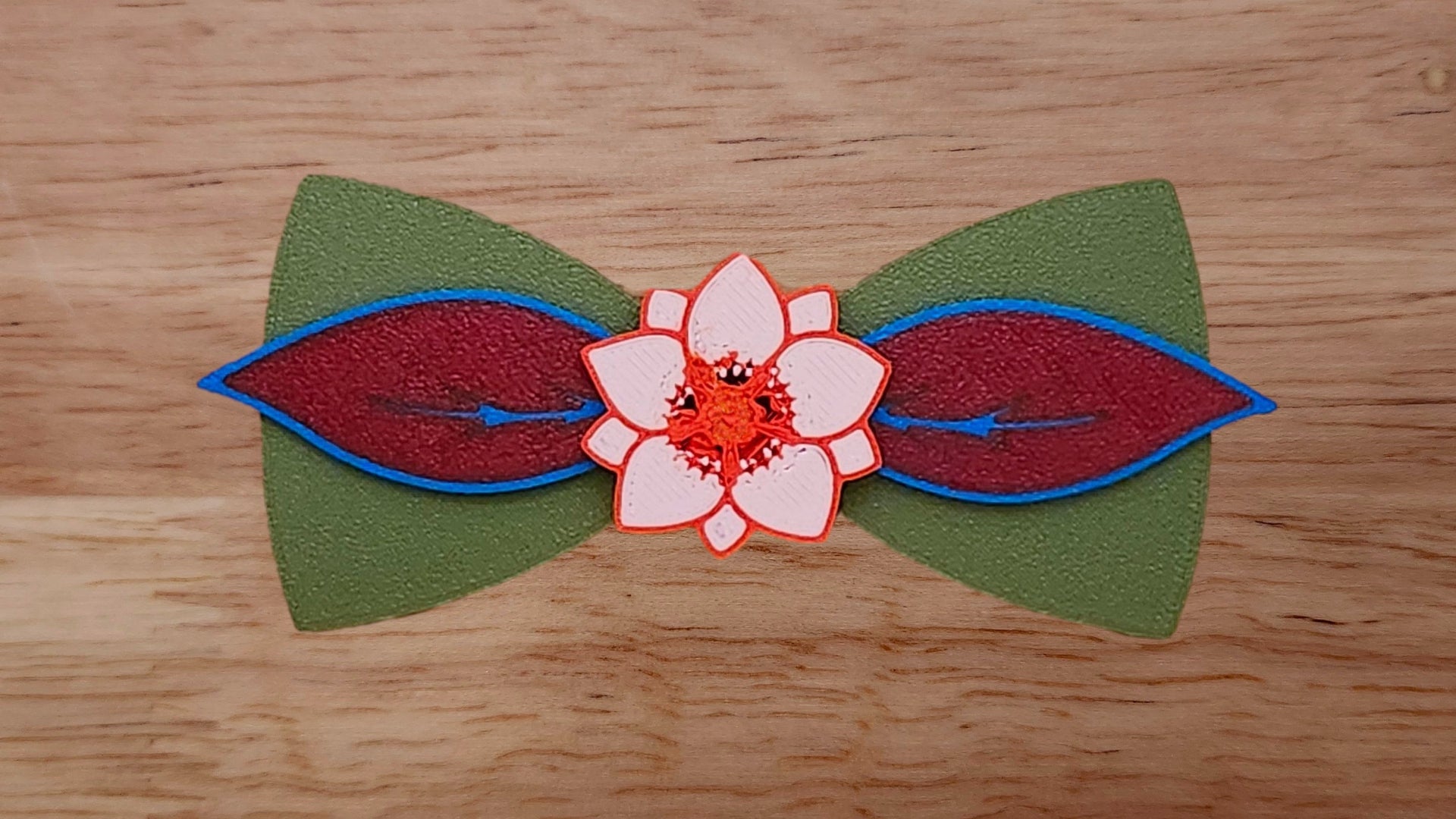 Lotus Flat Back with Two Leaves Brim and Solid Back