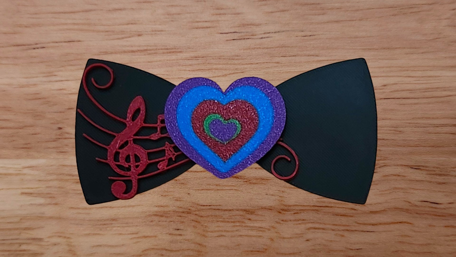 Fancy Heart Base with Sheet Music Brim and Solid Back