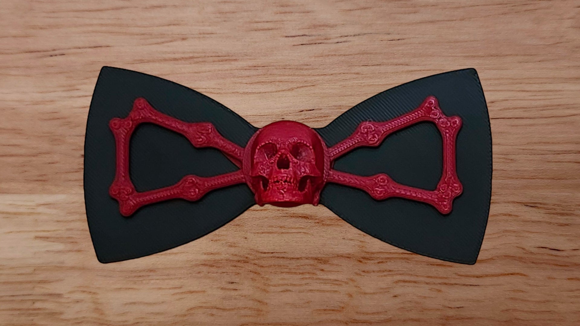 Skull Base with Bone Brim and Solid Back