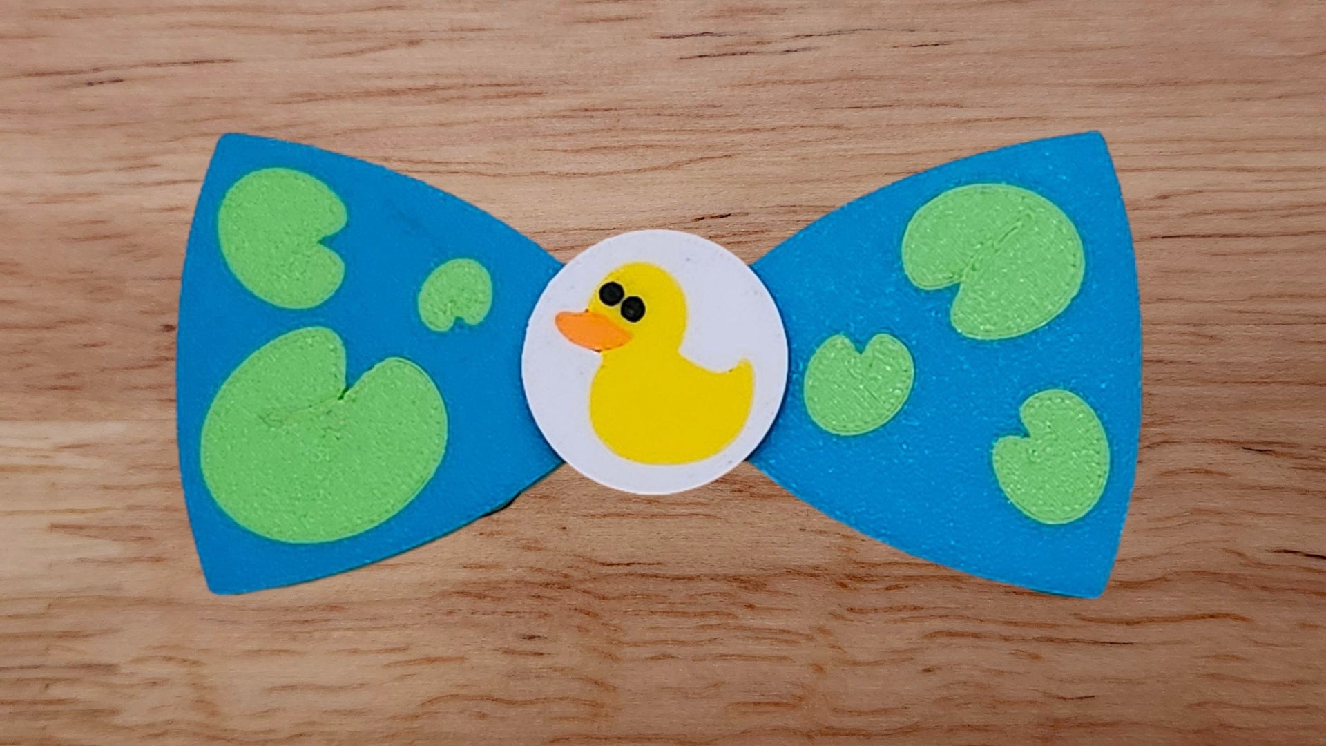 Rubber Duck Base with Lily Pad Pond Back