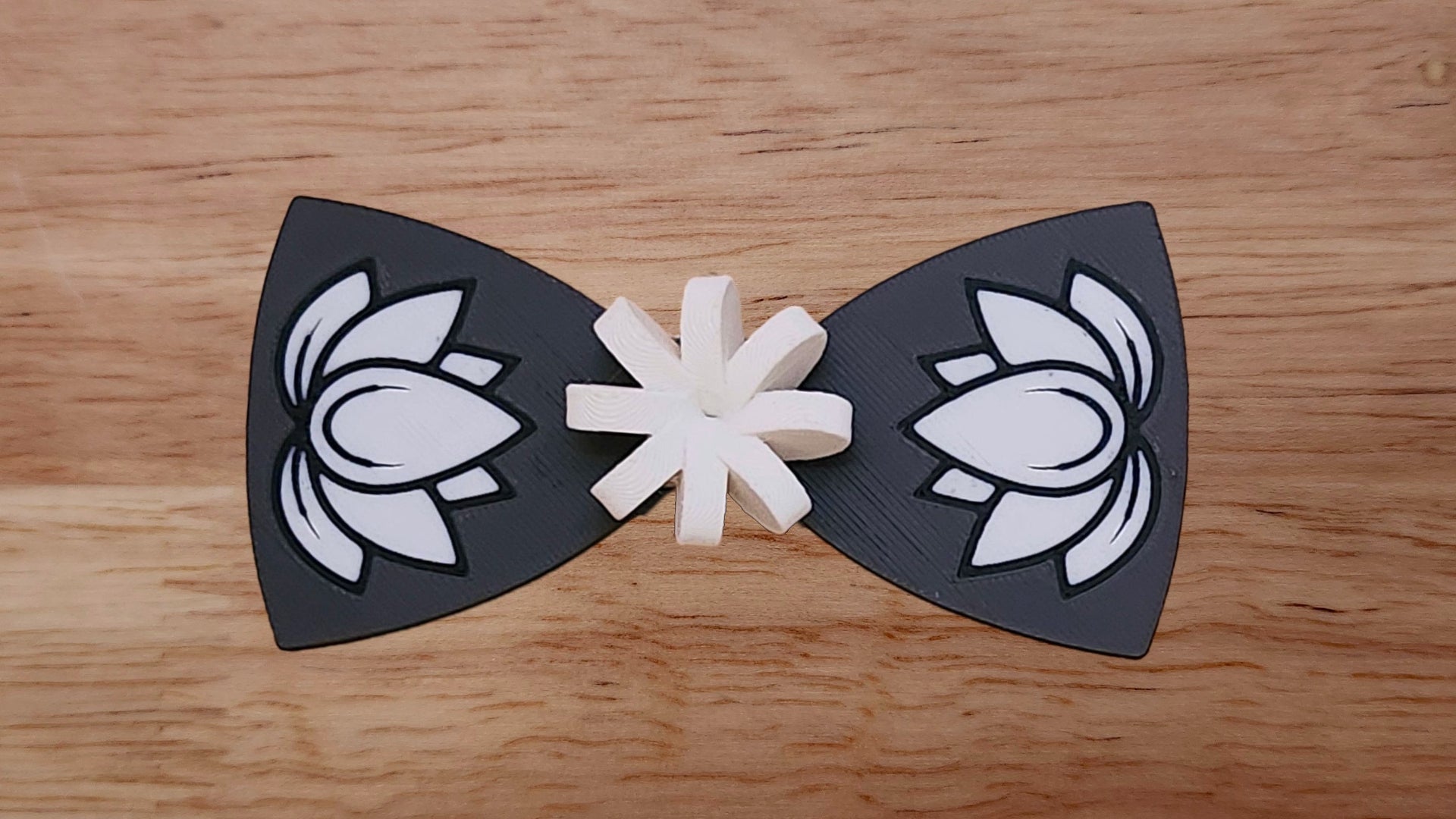 Gift Bow Base with Lotus Back