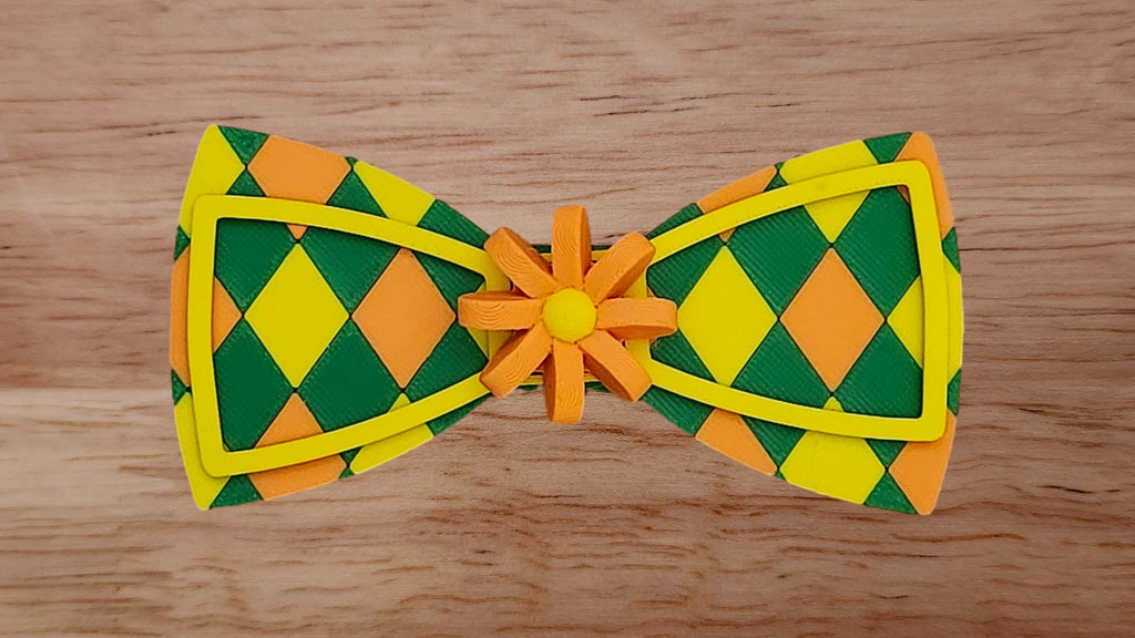 Simple 3D Flower Base with Bow Tie Shaped Edge Brim Small and Harlequin Back