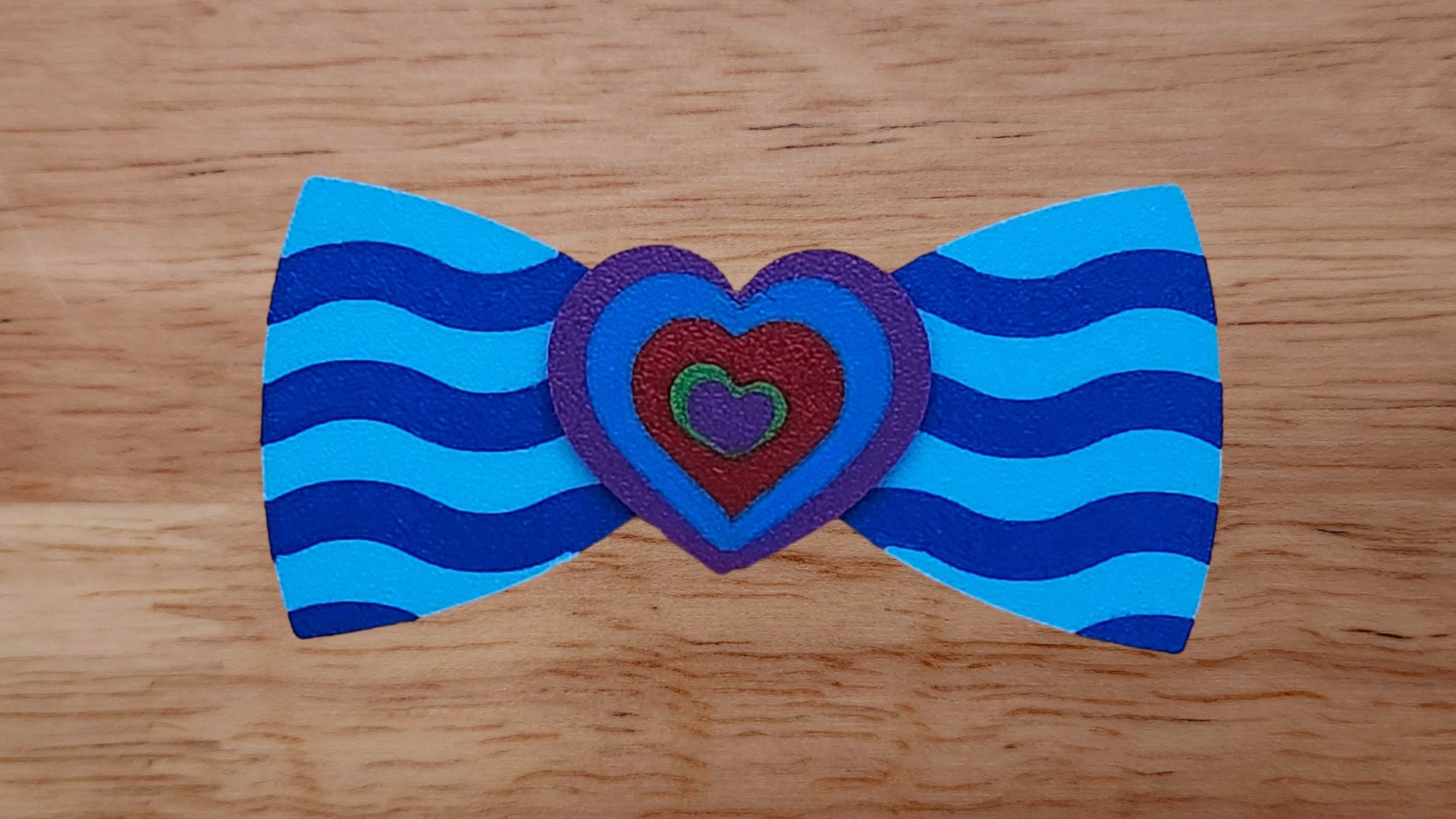 Fancy Heart Base with Wave Back