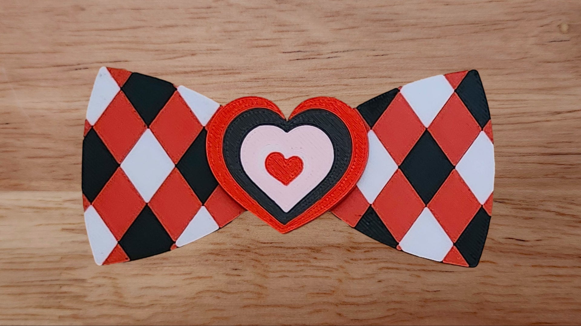 Fancy Heart Base with Harlequin Back