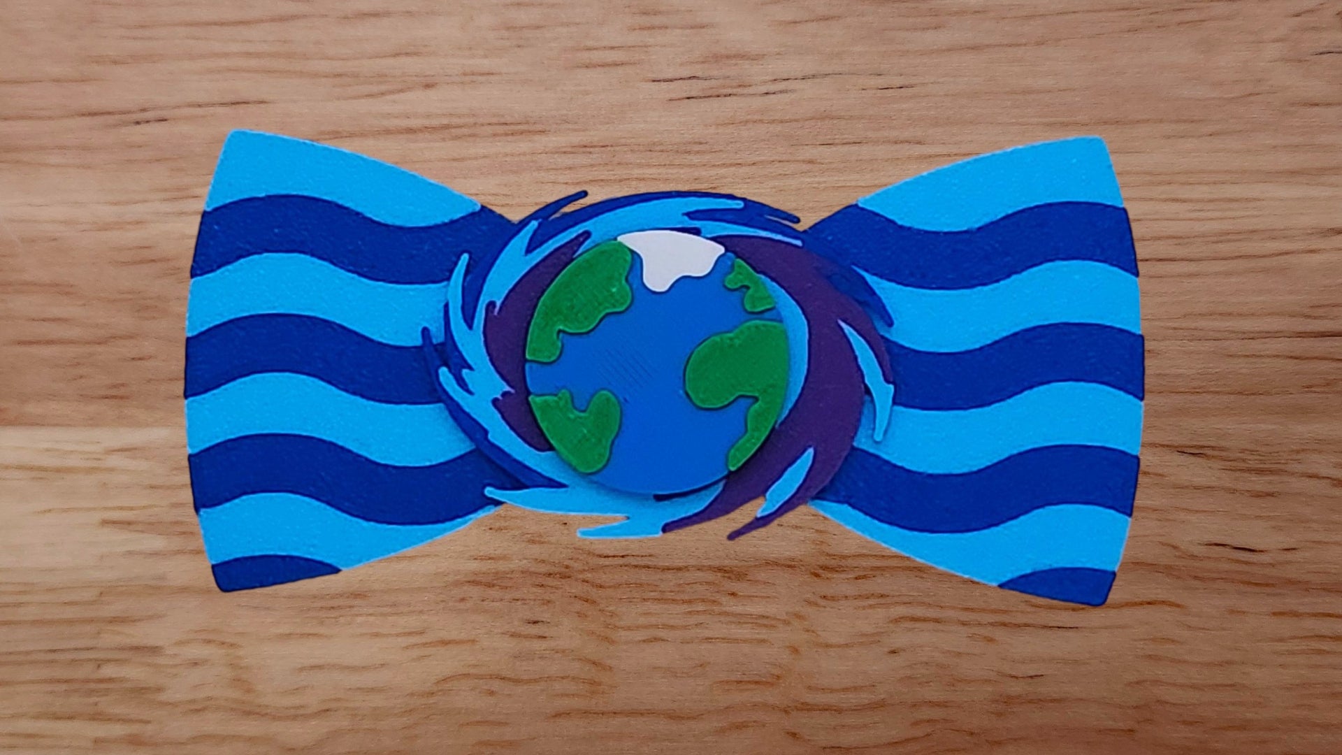 Earth Base with Fire/Hurricane Oval Brim and Wave Back