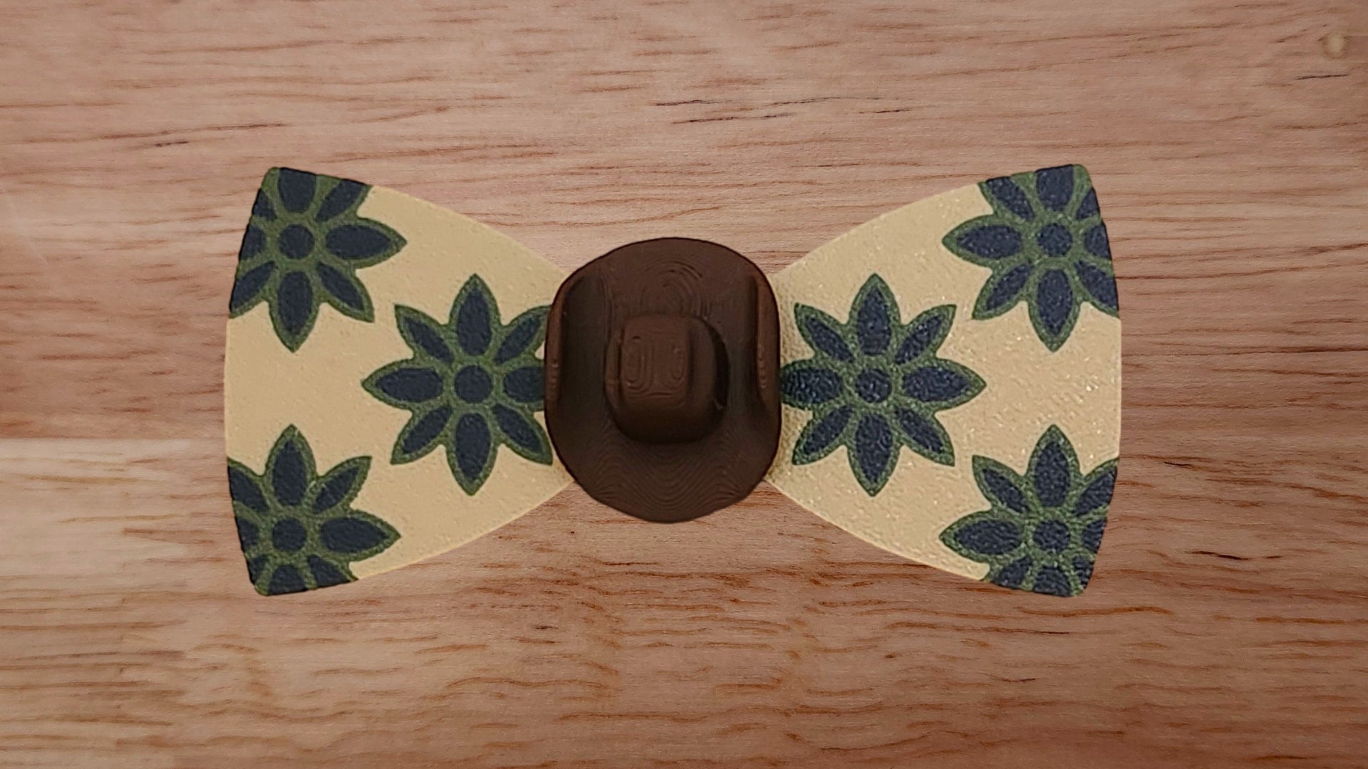 Cowboy Hat Base and Flower Wallpaper Back