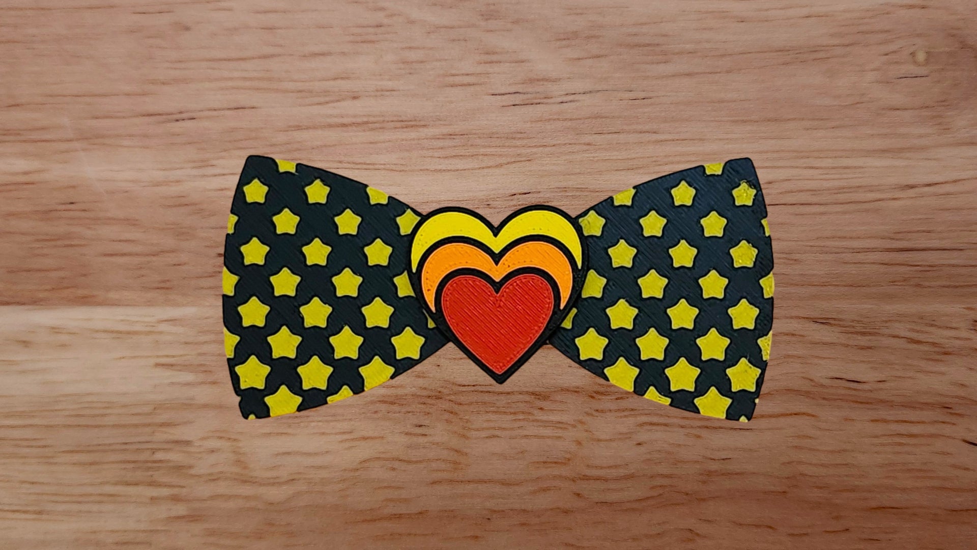 Three Heart Base with Diminishing Star Back