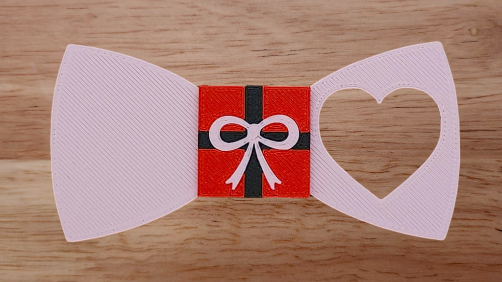 Gift Base with Heart Hole Brim