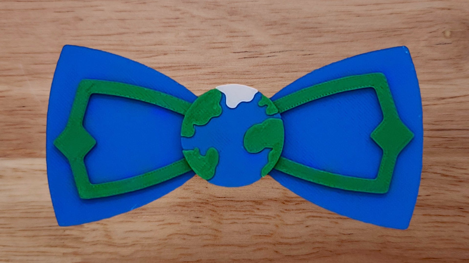 Earth Base with Diamond Tip Brim and Solid Back