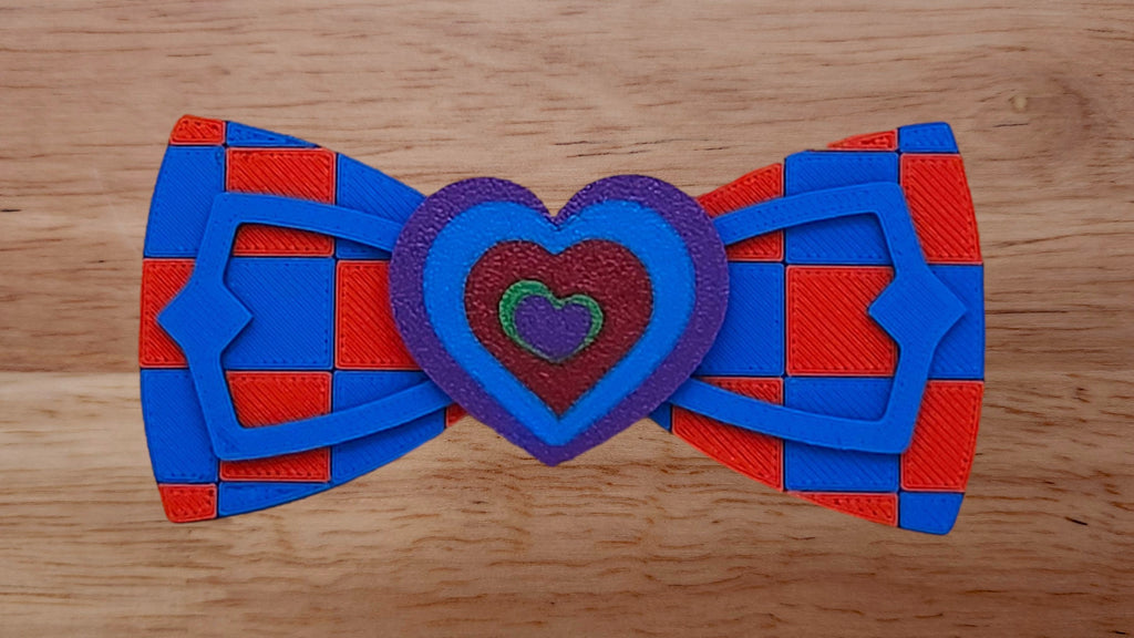 Fancy Heart Base with Diamond Tip Brim and 2 Tone Check Print Back