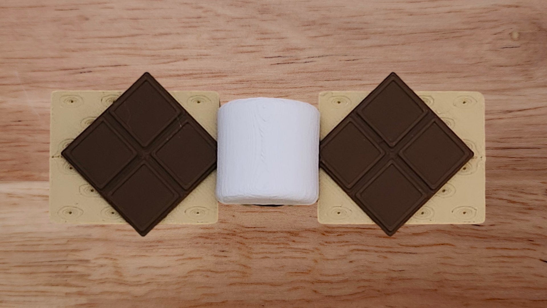Marshmallow/Cylinder Base with Chocolate/Rhombus Brim and Graham Cracker/Rectangle Brim