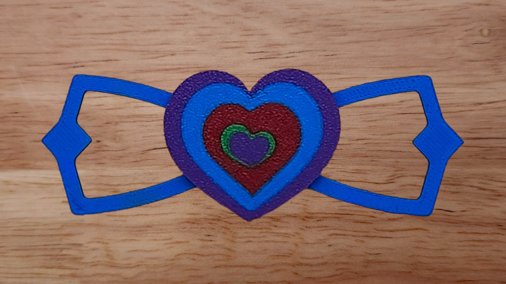 Fancy Heart Base with Diamond Edge Brim