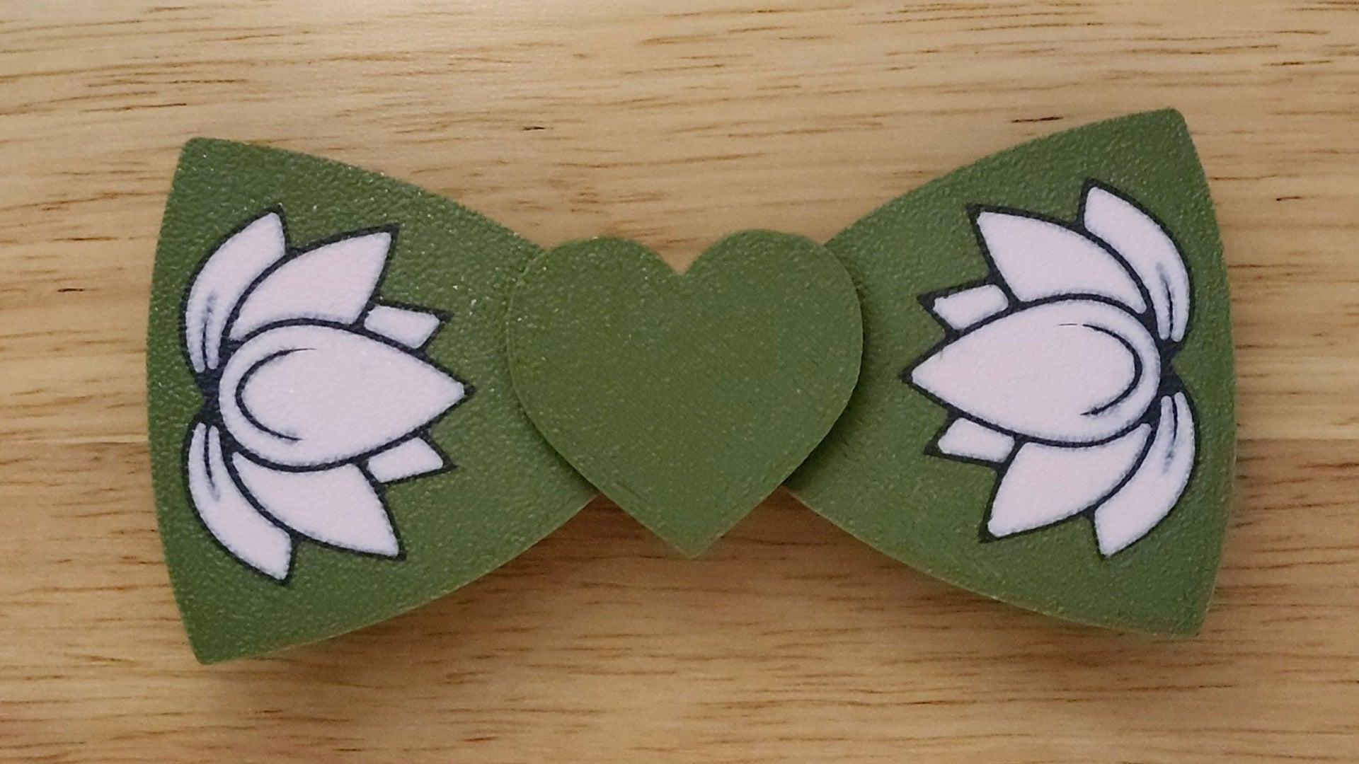 Bespoke It Yourself/Solid Heart Base and Lotus Back