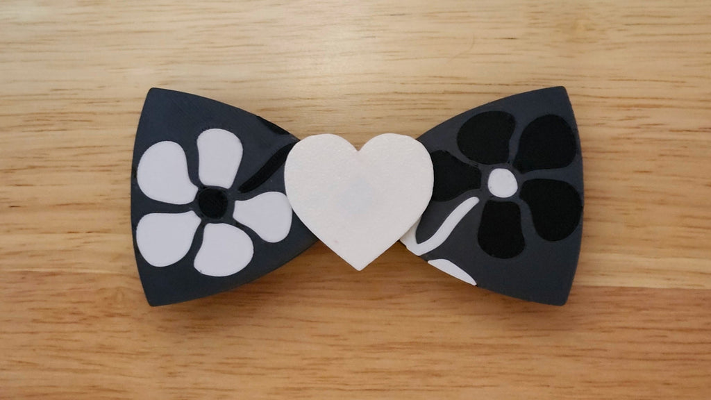 Bespoke It Yourself/Solid Heart Base and Opposite Flower Back
