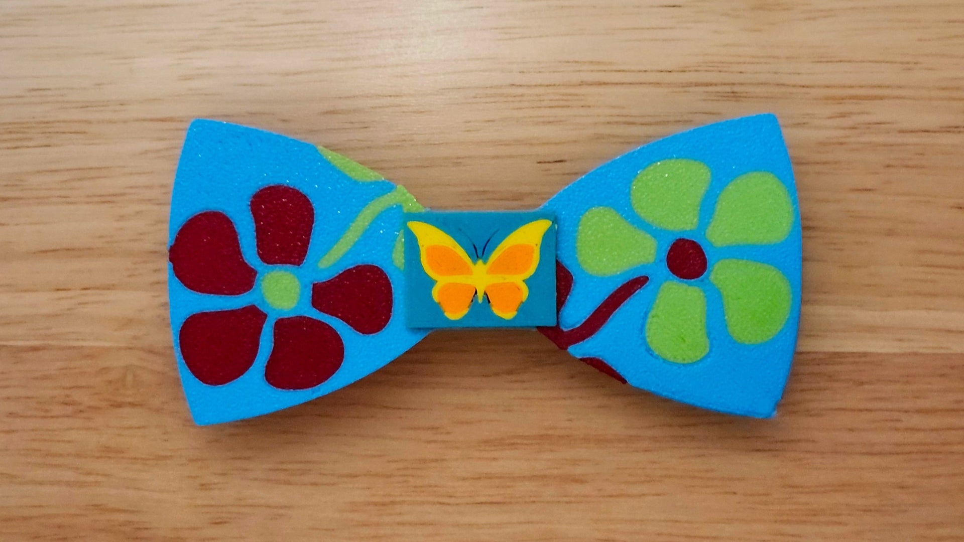 Butterfly Base with Opposite Flowers Back
