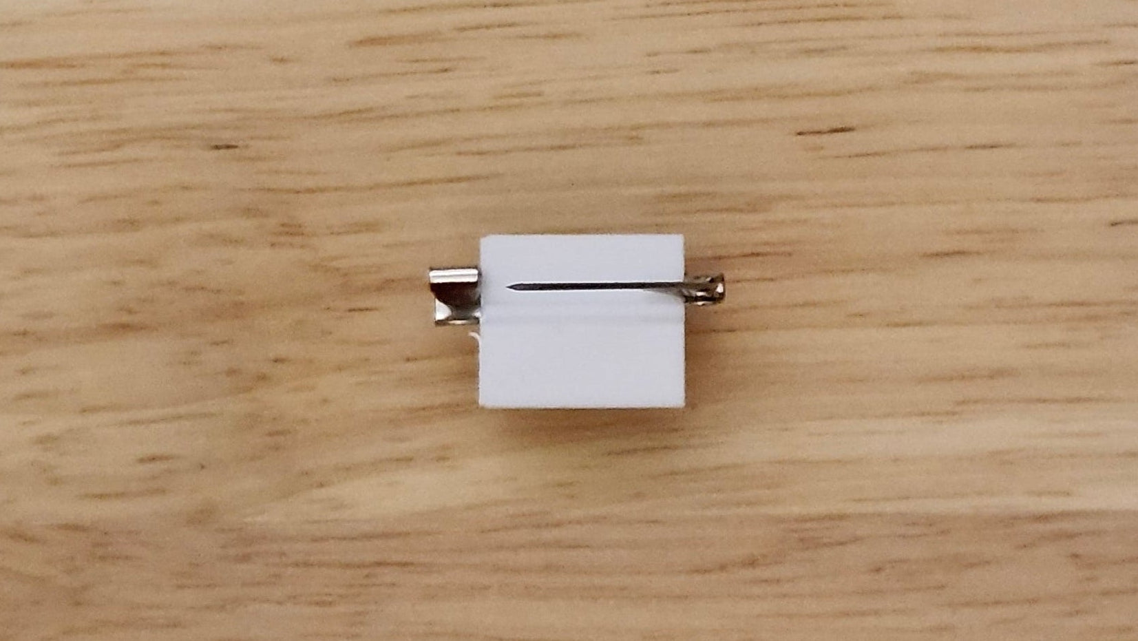 No Top Button Adapter With Pin back side view