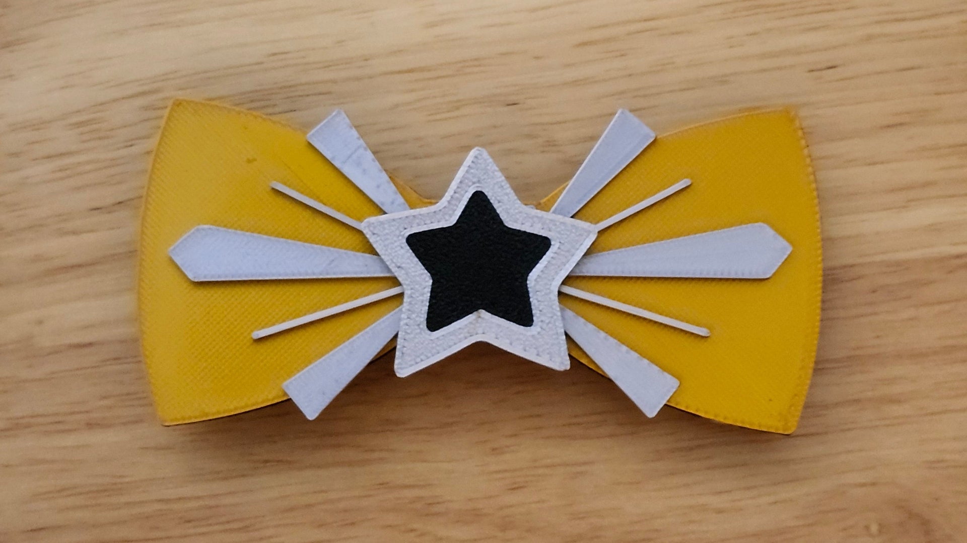 Star Base with Light Beam Brim and Solid Back